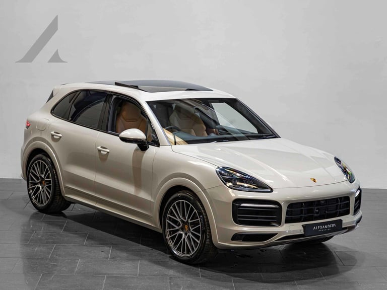 image for 2022 Porsche Cayenne 4.0T V8 GTS TiptronicS 4WD Euro 6 (s/s) 5dr ESTATE Petrol Automatic