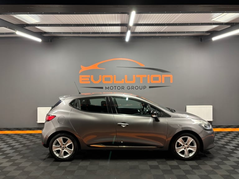 2015 Renault Clio 1.2 16V Dynamique Nav 5dr HATCHBACK Petrol Manual