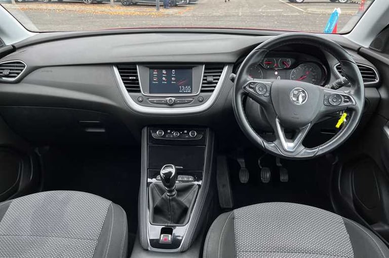 2019 Vauxhall Grandland X 1.2 Turbo SE 5dr HATCHBACK PETROL Manual
