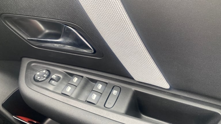 2025 Citroen C4 Extended Range 54kWh MAX Auto 5dr (7.4kW Charger) Hatchback Electric Automatic