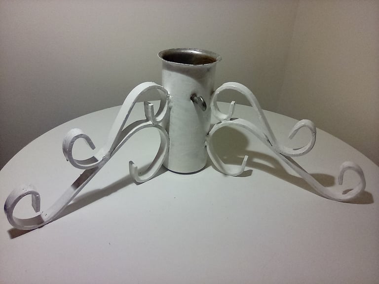 Metal Christmas Tree Stand.