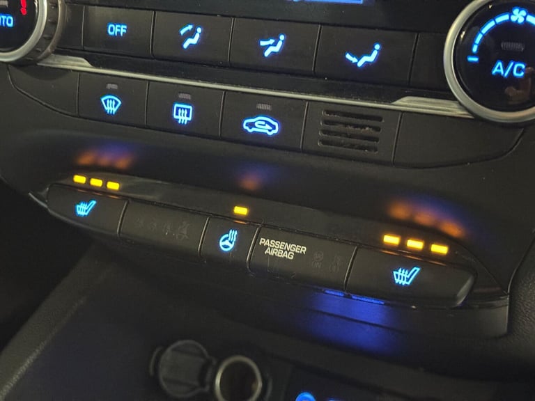  Hyundai i20 1.4 Premium SE Euro 6 5dr Petrol Manual