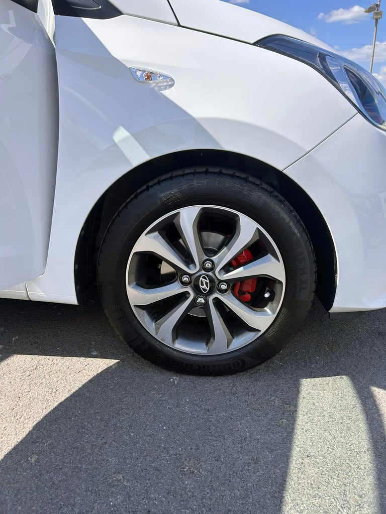 2019 Hyundai i10 1.0 Play 5dr HATCHBACK Petrol Manual