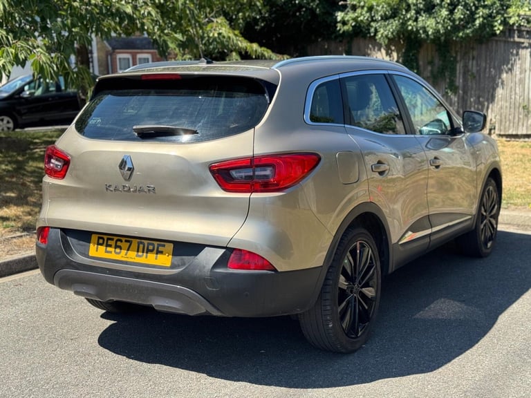 2017 Renault Kadjar 1.2 TCe Signature Nav Euro 6 (s/s) 5dr HATCHBACK Petrol Manual