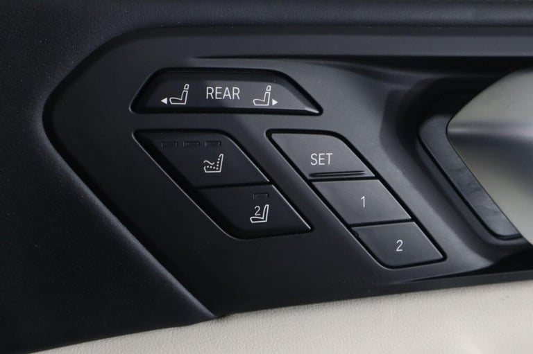 2022 BMW X7 3.0 40d MHT M Sport Auto xDrive Euro 6 (s/s) 5dr ESTATE DIESEL Automatic