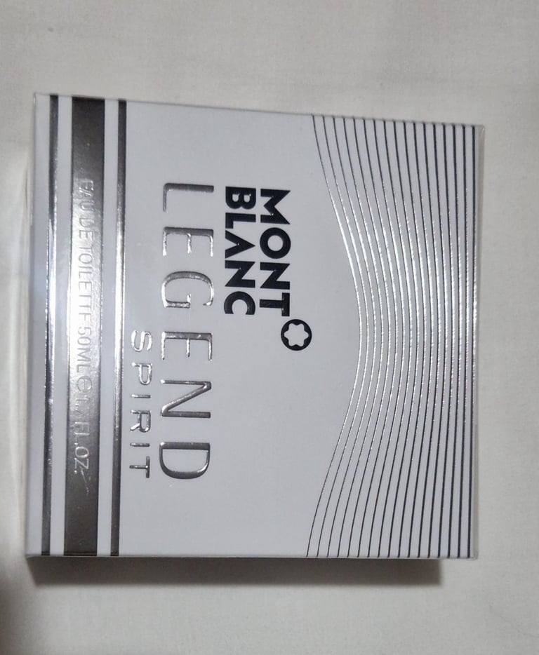 Mens aftershave 