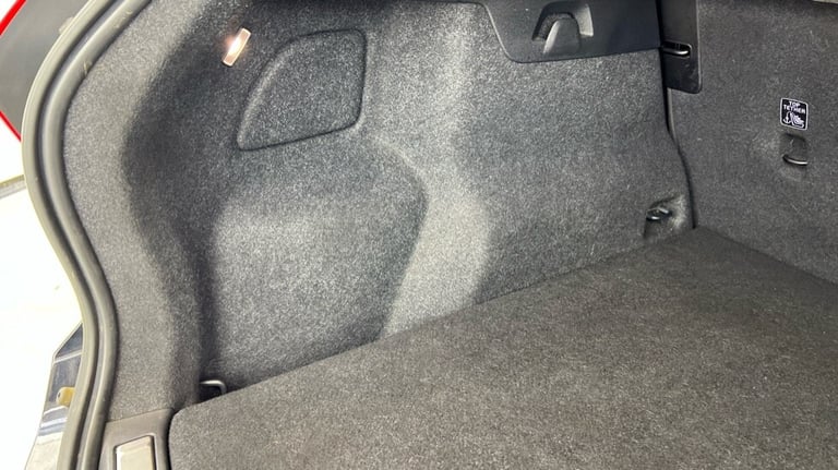 2021 Volvo XC40 Inscription, B4 mild hybrid (Rear Camera,  Black Leather Interior) Estate Petrol ...
