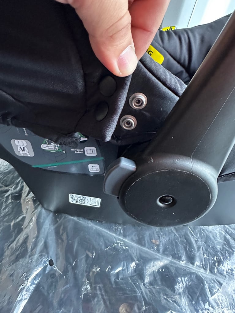 Joie I Juva R129 I Size Car Seat From Birth To 12 Months Black