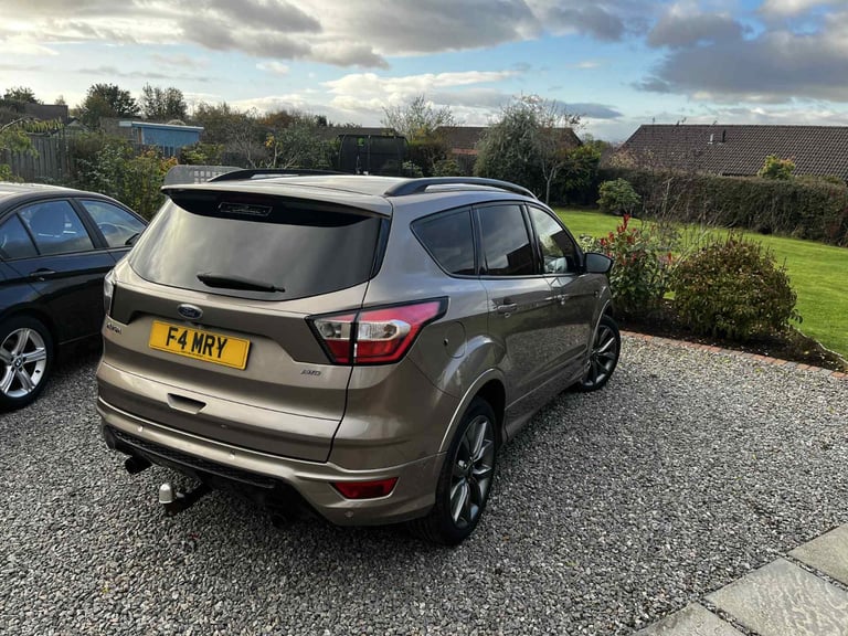 Ford, KUGA, Hatchback, 2019, Manual, 1997 (cc), 5 doors