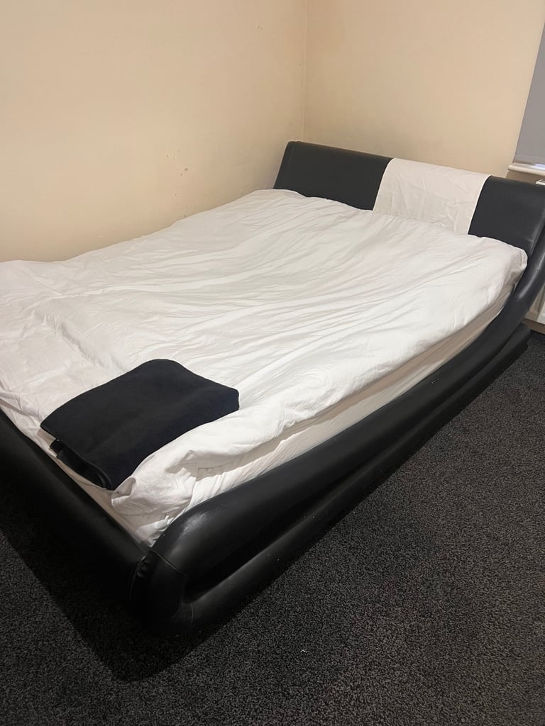 image for Double bed 