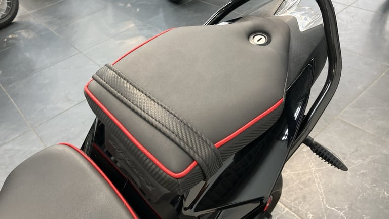 2016 BMW S1000 BMW S1000R SPORT (20MY) ROADSTER Petrol Manual