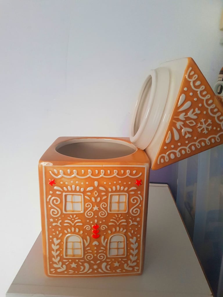 M & S Ceramic Gingerbread HouseCookie Jar