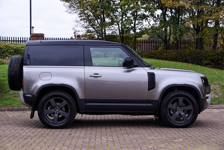 2023 Land Rover Defender 90 3.0 D250 MHEV Hard Top Commercial SUV 3dr Diesel Auto 4WD SWB Euro 6 ...