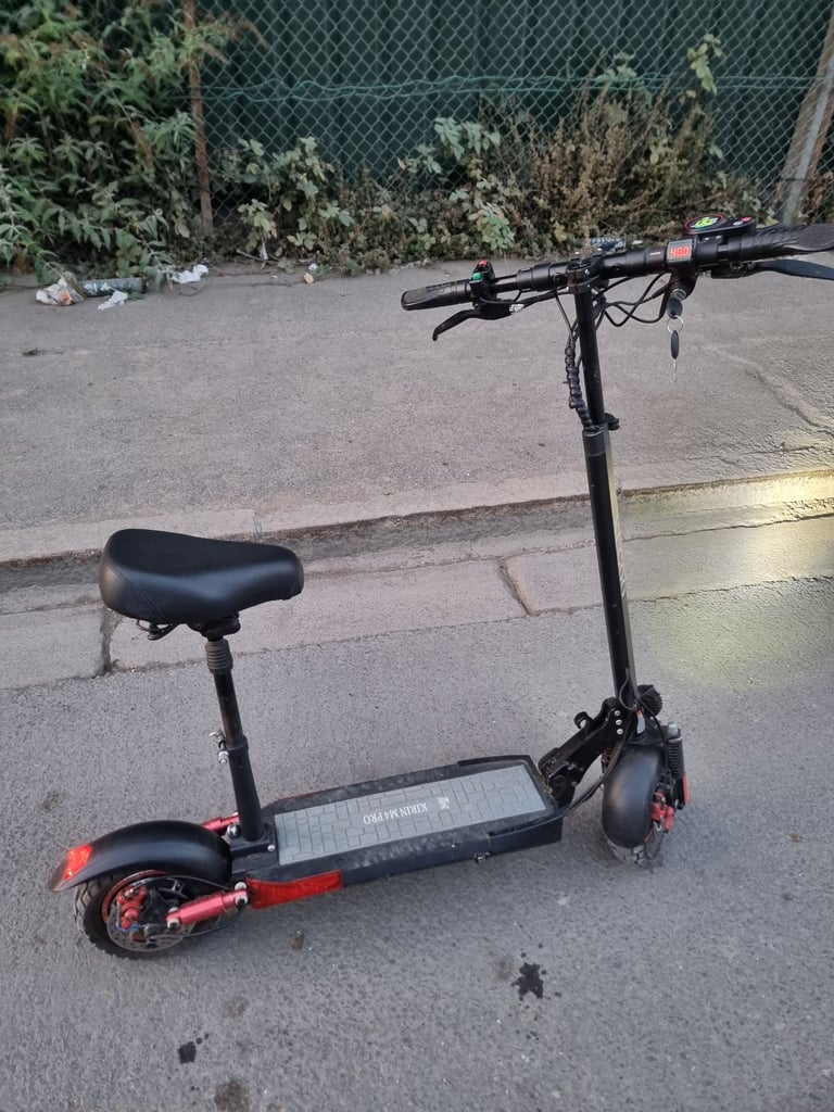 Kukurin kugoo electric scooter