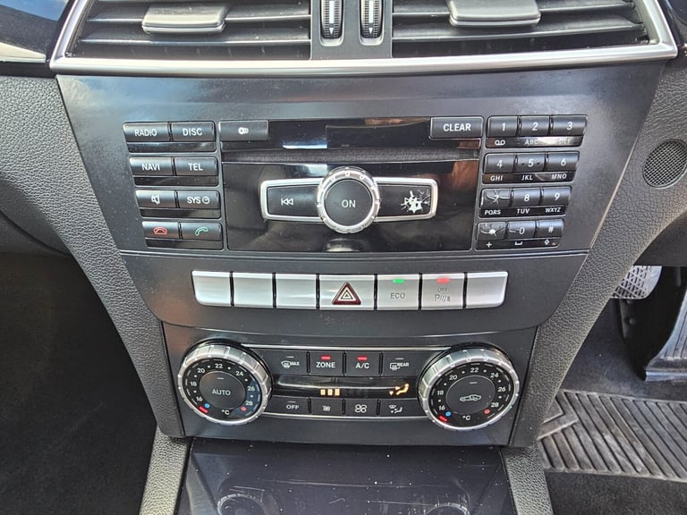 2013 Mercedes-Benz C-Class C220 CDI BlueEFFICIENCY Executive SE 2dr Auto COUPE Diesel Automatic