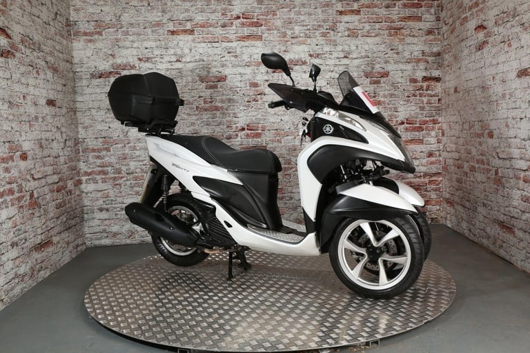 YAMAHA TRICITY - 2014 Petrol Automatic in White
