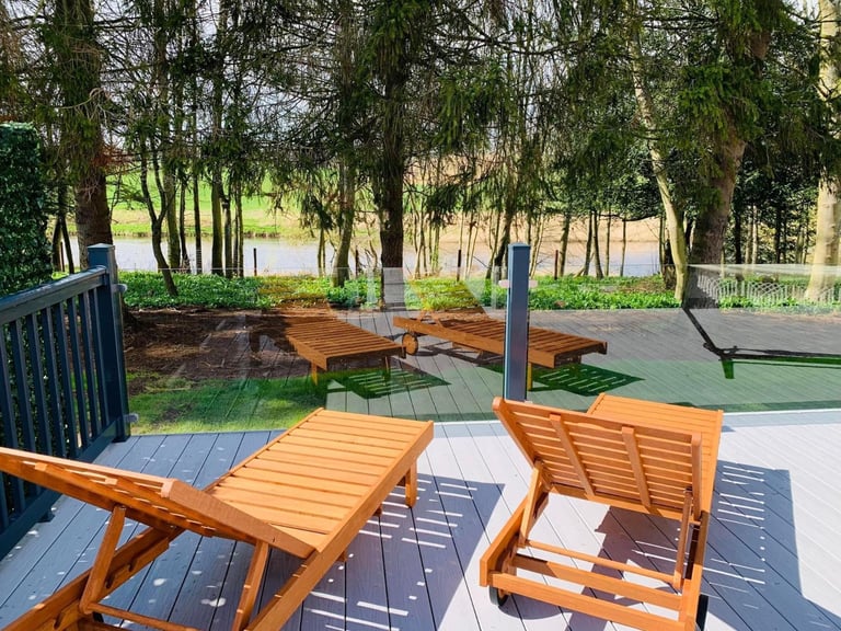 Fantastic Pre-Loved Holiday Home with UPVC Decking 