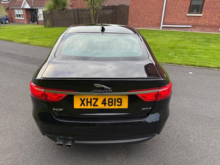 2020 Jaguar XF 2.0 DIESEL 180 BHP / R - SPORT EDTION / 8 SPEED AUTO 