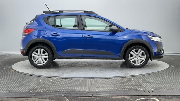 2023 Dacia Sandero Stepway 1.0 TCe Expression Hatchback 5dr Bi Fuel Manual Euro 6 (s/s) (100 ps) ...
