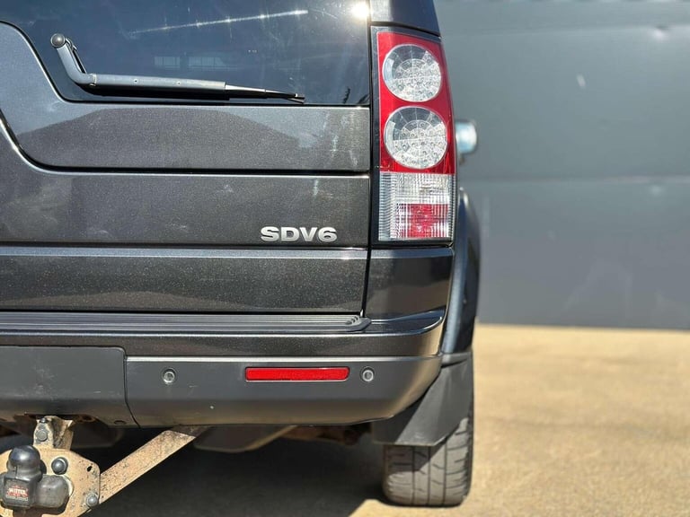 LAND ROVER DISCOVERY 4 3.0 SD V6 Auto 4X4 5dr 2013