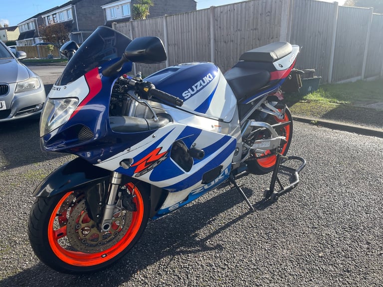 Suzuki, GSX-R, 2001, 749 (cc)