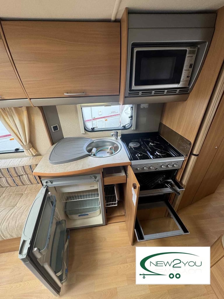 2007 Swift Charisma 620 4 Berth Fixed Bed Caravan - STOCK E140 - HUGE SALE!!