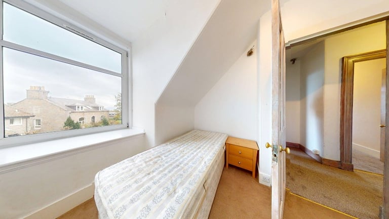 2 bedroom flat in Clifton Road, Hilton, Aberdeen, AB24 4DT