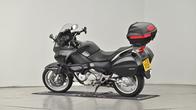 2013 Honda NT700V Deauville 700 ABS Euro 3 Tourer Petrol Manual