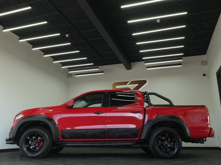 2018 Mercedes-Benz X-Class 2.3 CDI Progressive Auto 4MATIC Euro 6 4dr PICK UP Diesel Automatic