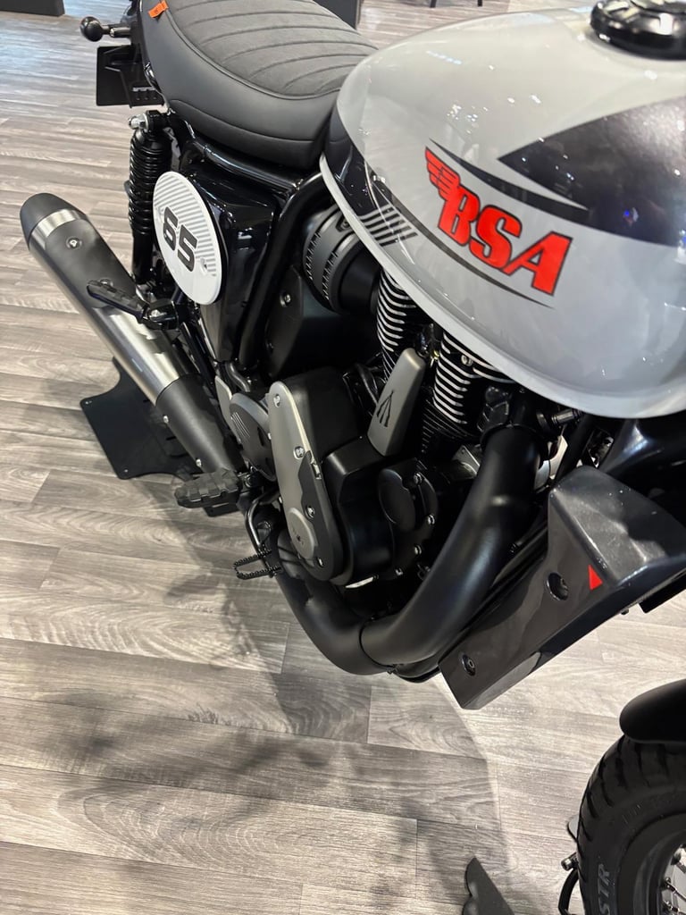 BSA Scrambler 650cc Classic Motorcycle Gold Star 