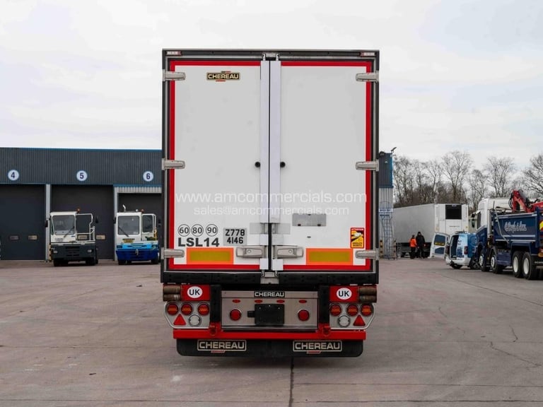 CHEREAU MEAT RAIL FRIDGE TRAILER 