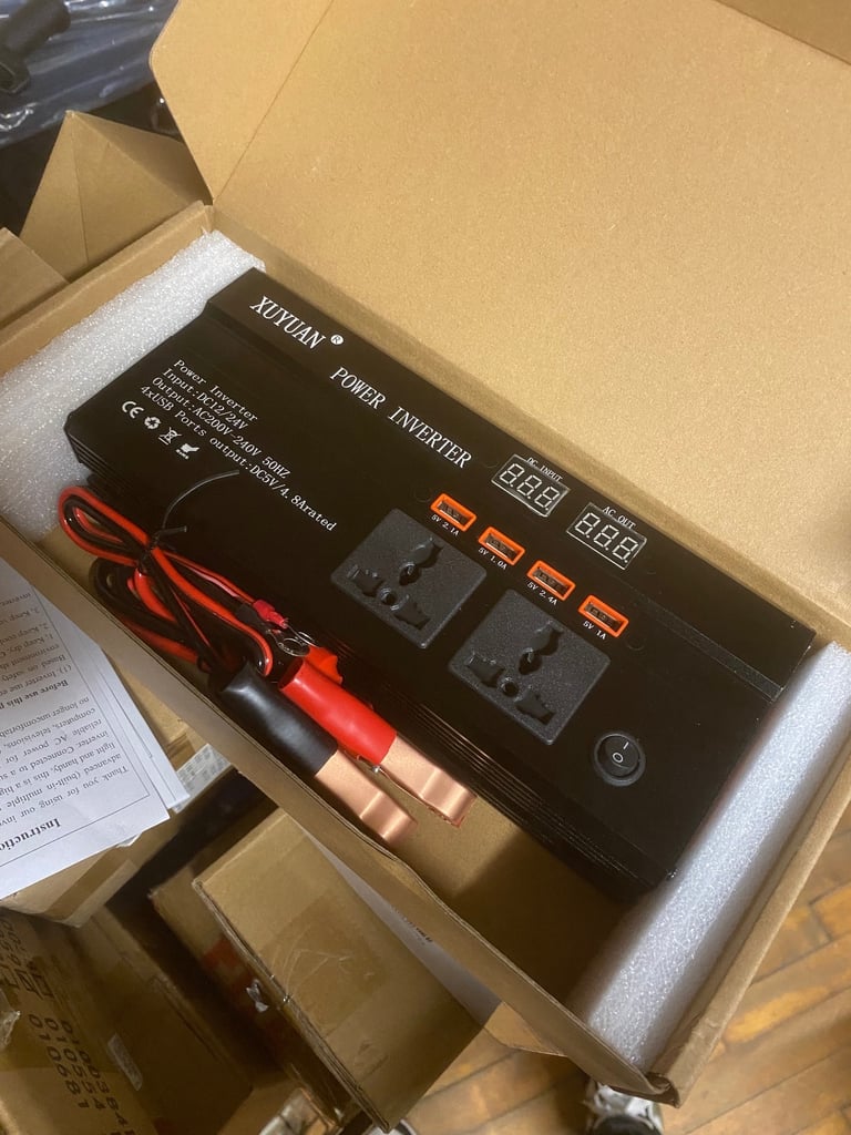 Vehicle Power Inverters, 4000W DC 12/24V to AC 220V LCD Display Car