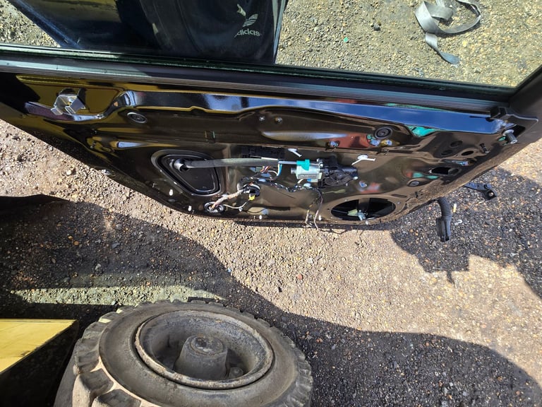 AUDI A4 Avant B9.5 Facelift SINGLE Front Door Black Breaking Parts