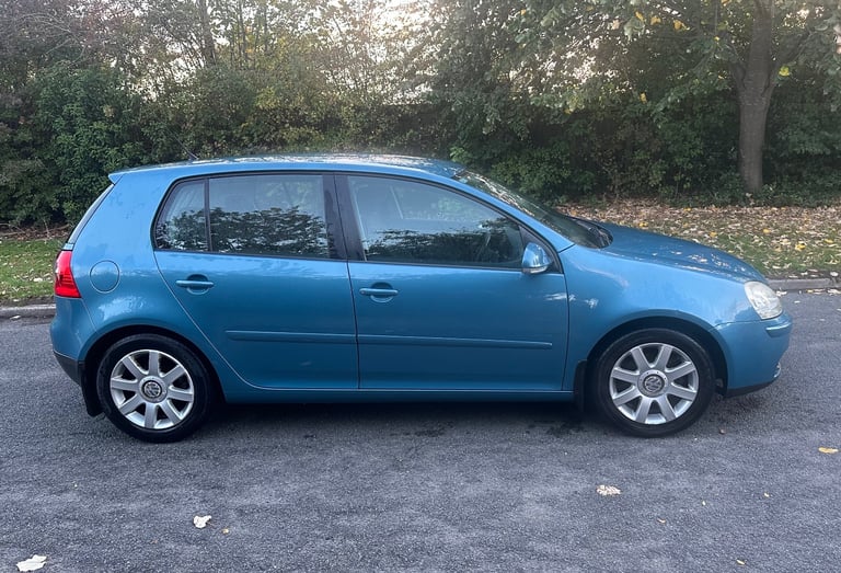VW Golf 1.6i Sport  67k