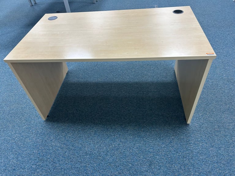 Office Clearance – Free Desks/Tables (Collection Only, HP2 4TP) - Call for any enquiries