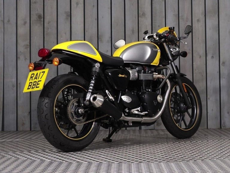 2017 17 TRIUMPH STREET CUP 900