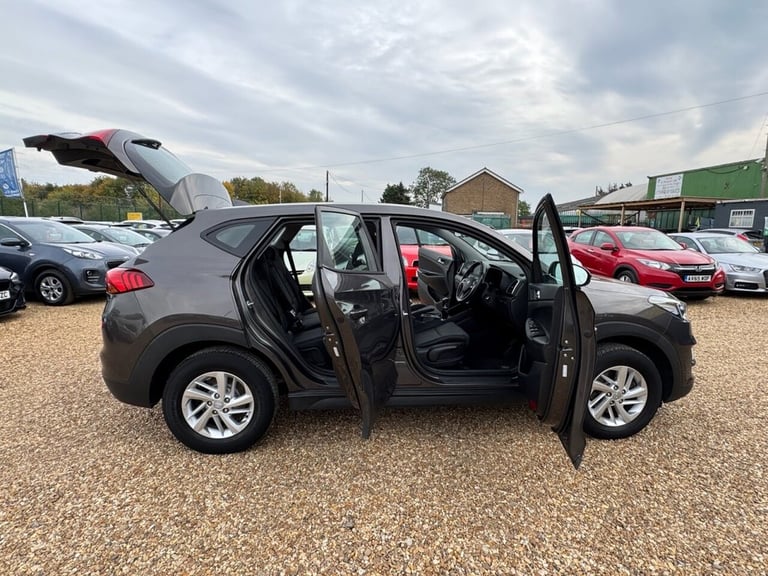2018 Hyundai TUCSON 1.6 GDi S Connect 5dr 2WD ESTATE PETROL Manual