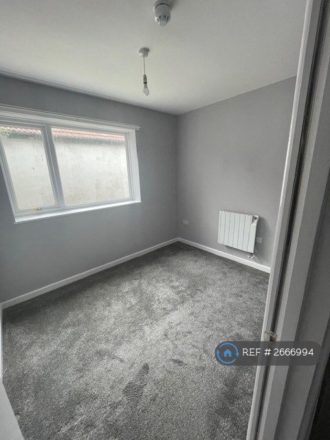 1 bedroom flat in Southtown Road, Great Yarmouth, NR31 (1 bed) (#2666994)