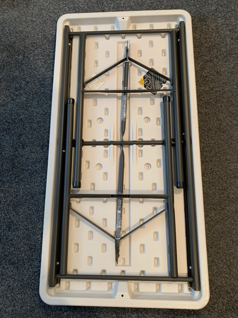 2 x folding chairs 1 x folding table 