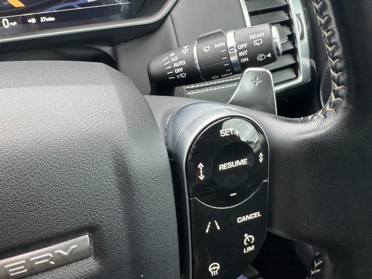 2020 Land Rover Discovery 2.0 SD4 HSE Luxury SUV 5dr Diesel Auto 4WD Euro 6 (s/s) (240 ps) ESTATE...