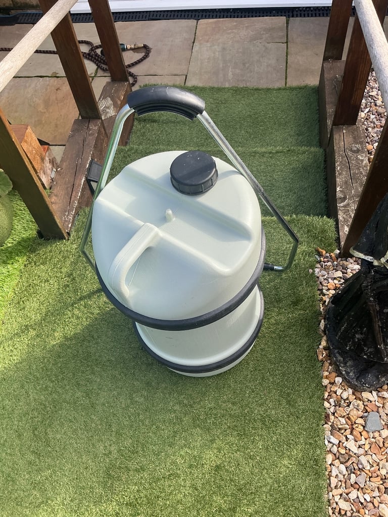 Large water hog container
