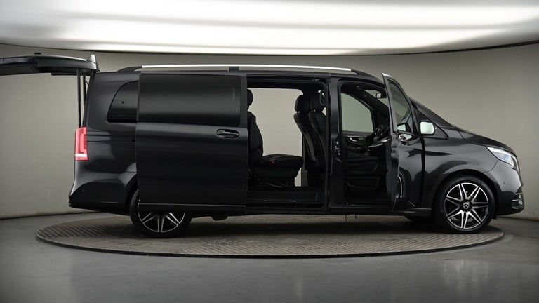 2023 Mercedes-Benz V-Class 2.0 V300d AMG Line MPV 5dr Diesel G-Tronic+ Euro 6 (s/s) XLWB (237 ps)...