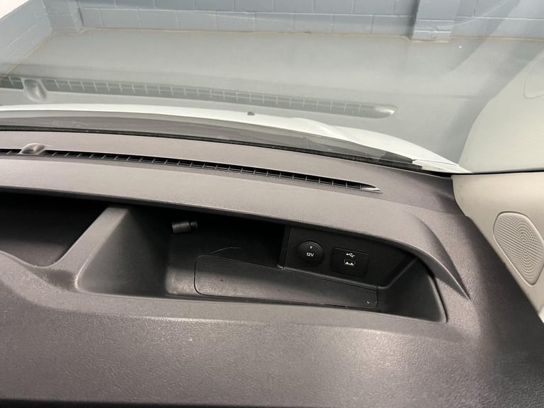 2022 Ford Transit Custom 2.0 300 EcoBlue Leader L2 H2 Euro 6 (s/s) 5dr Panel Van Diesel Manual