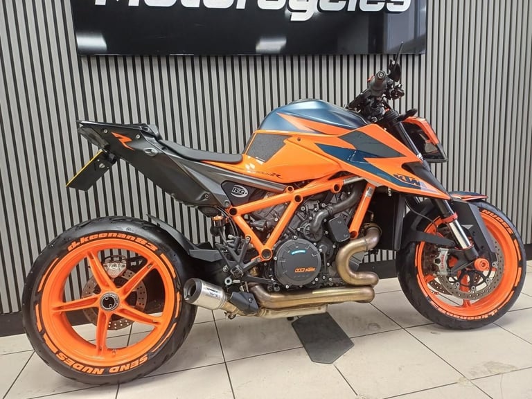 KTM 1290 SUPERDUKE R   21 REG    14304 MILES    DELIVERY    FINANCE    PX