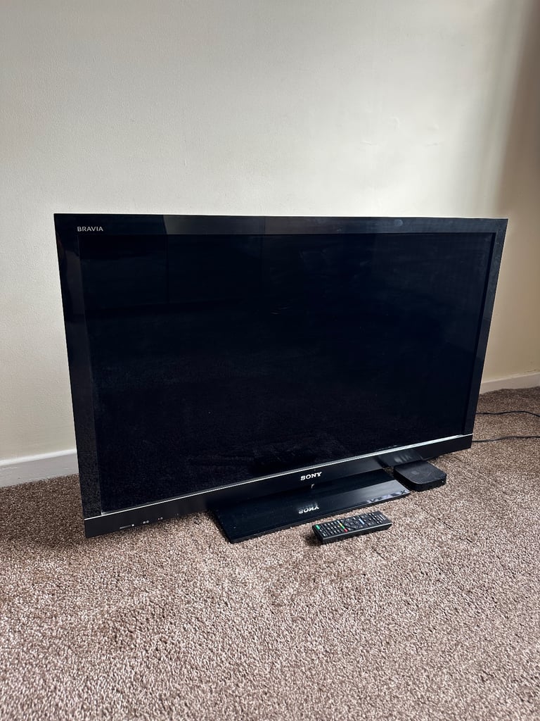 40 Inch Sony Swivel TV - Fully Functional