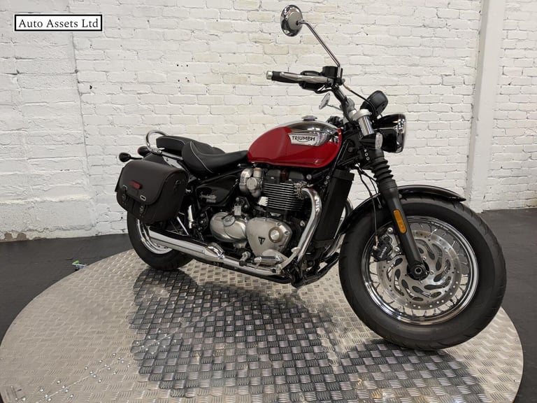 2023 Triumph Speedmaster 1200 1200 Custom Cruiser Petrol Manual Euro 5 (79 ps) Custom Cruiser Pet...