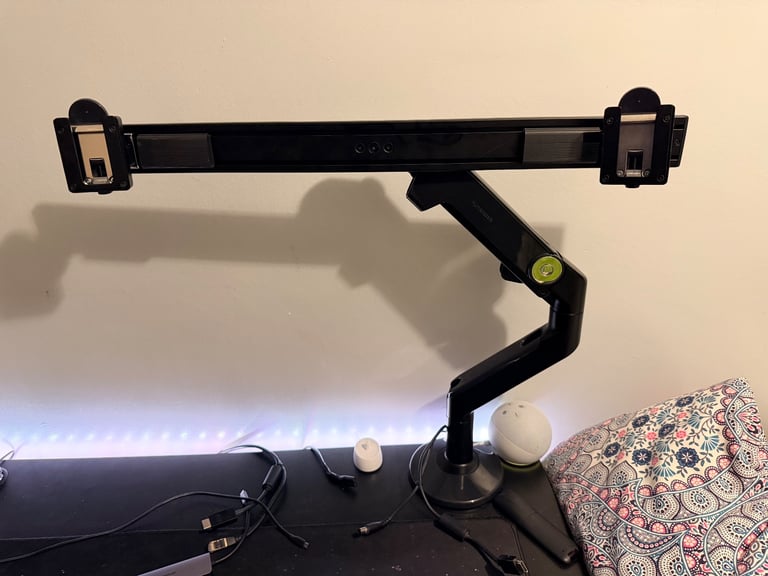 Humanscale M8 Dual Monitor Arm with VESA Mount