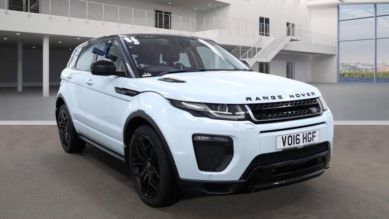 image for  Land Rover Range Rover Evoque 2.0 TD4 HSE Dynamic Auto 4WD Euro 6 (s/s) 5dr Diesel Automatic