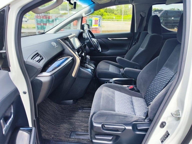 2023 Toyota Vellfire 3.5 V6 ENGINE PETROL Automatic
