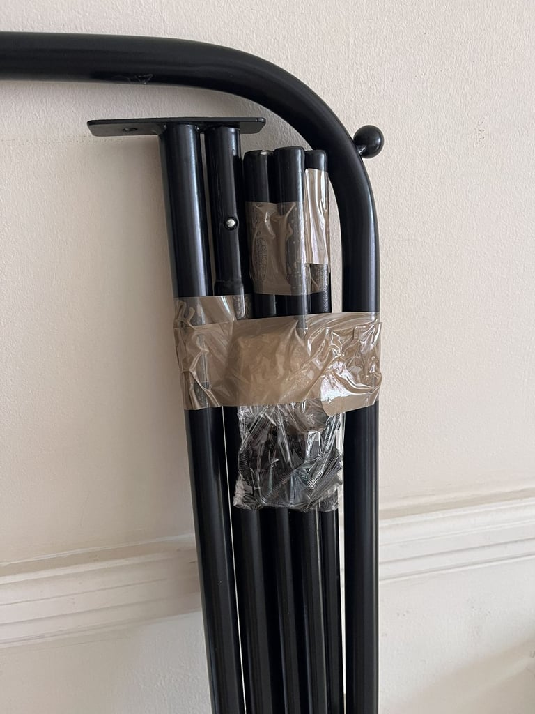 Clothes rail Freestanding Black